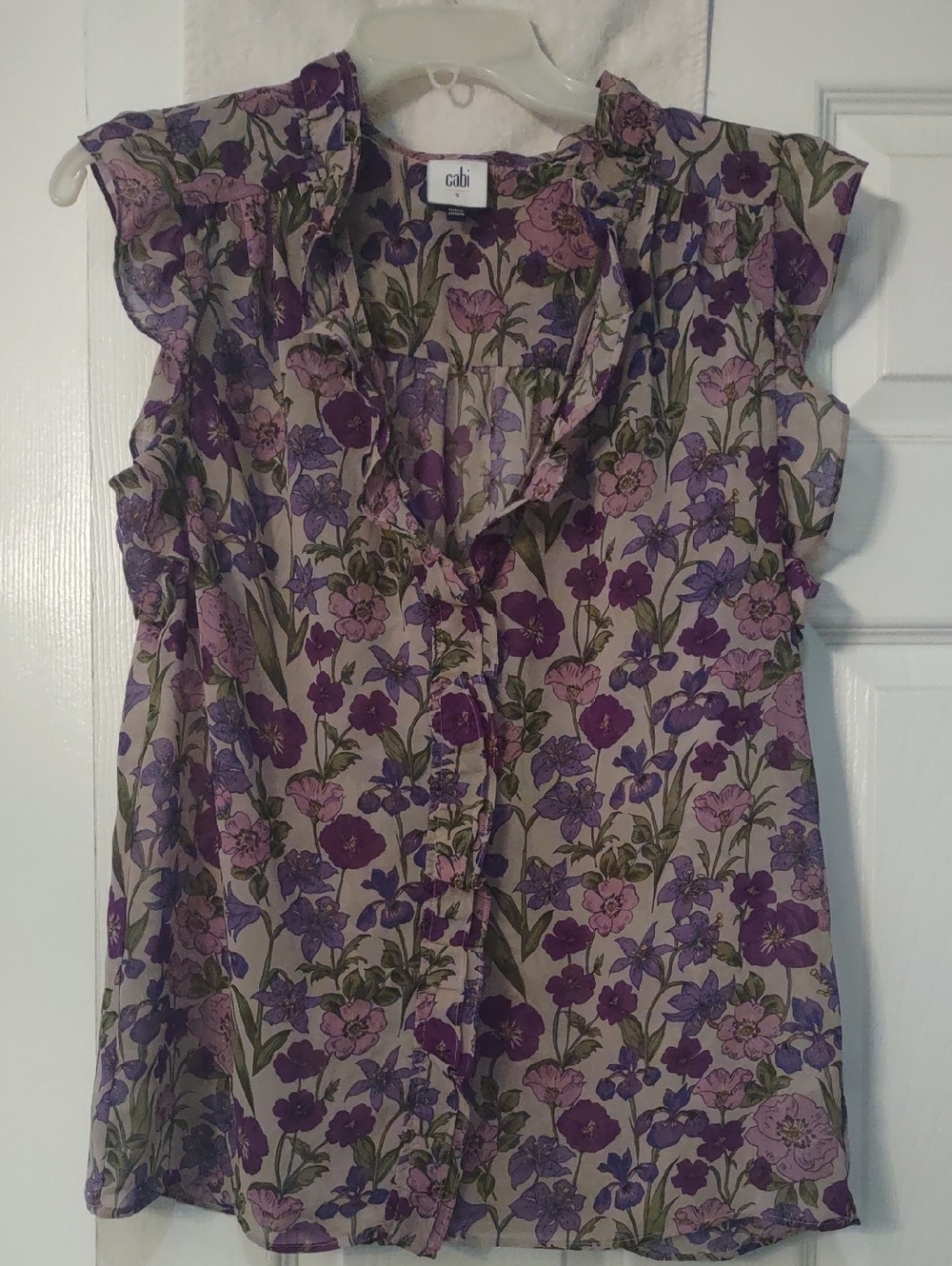 cabi Lavender & Purple Floral Ruffle Cap-Sleeve Blouse